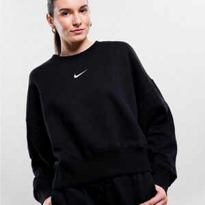 Nike Womens Phoenix Fleece Oversized Sweatshirt
